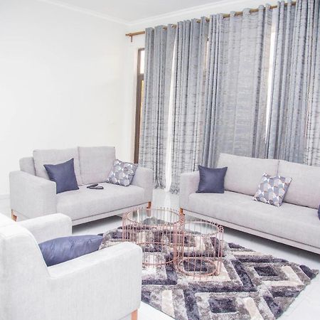 Longhorn Executive Apartments Lusaka Esterno foto